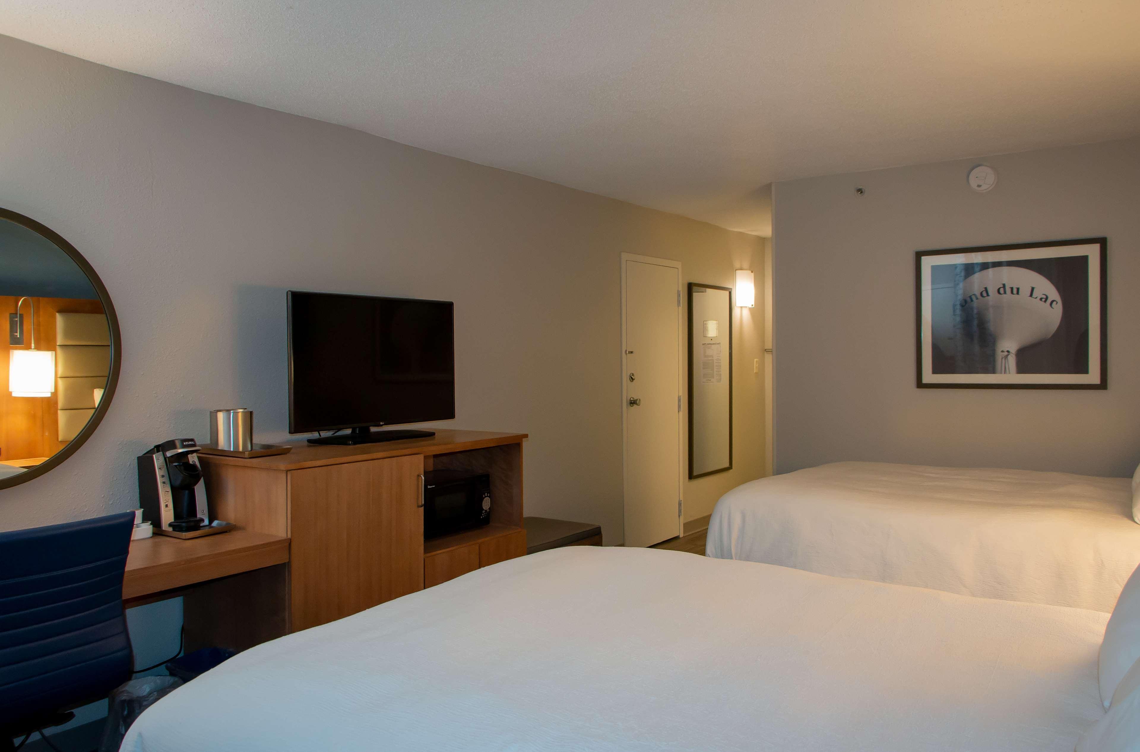 Radisson Hotel&Conference Center Fond du Lac Extérieur photo
