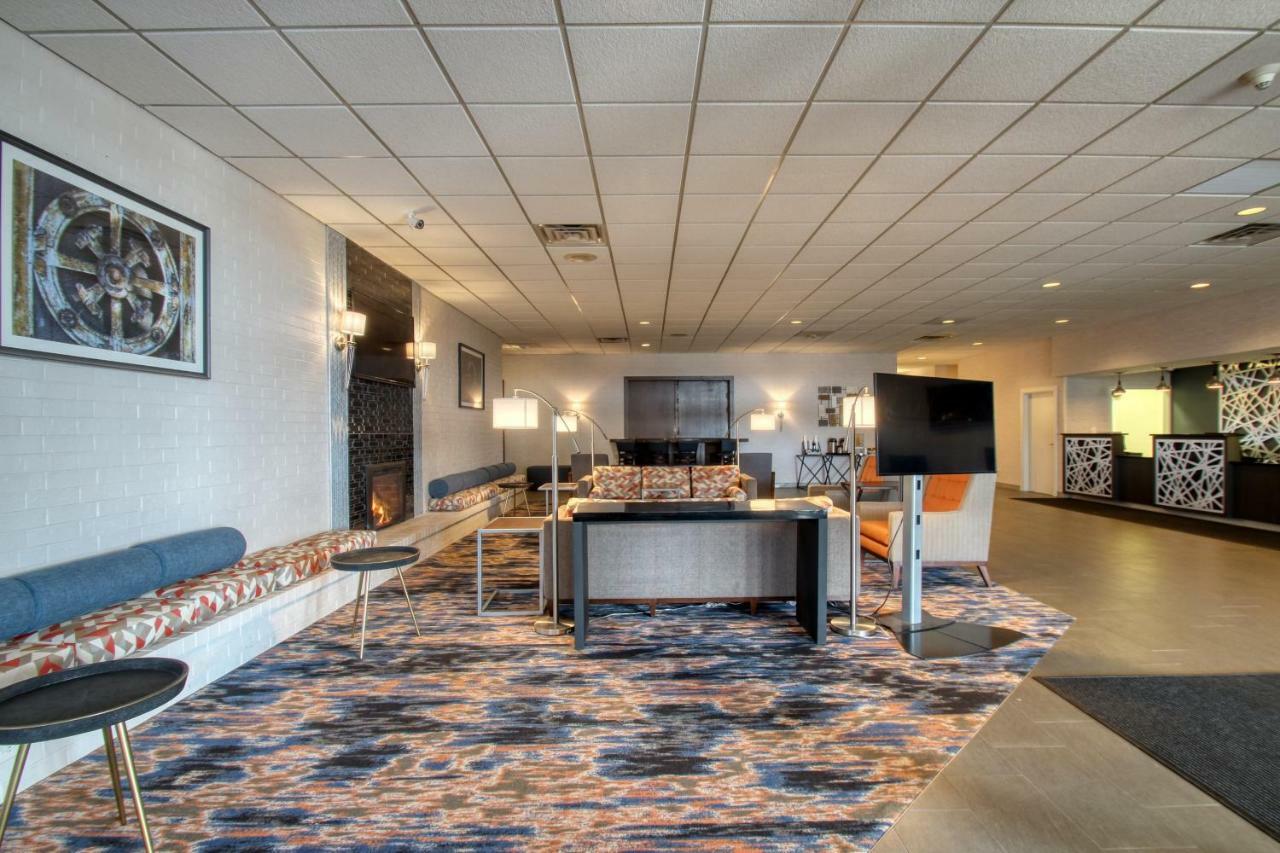Radisson Hotel&Conference Center Fond du Lac Extérieur photo
