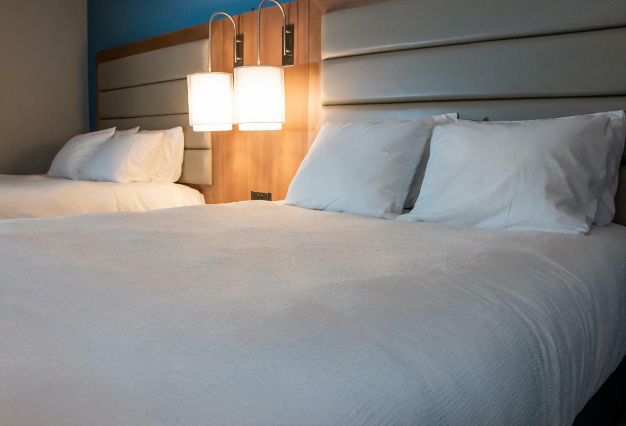 Radisson Hotel&Conference Center Fond du Lac Extérieur photo