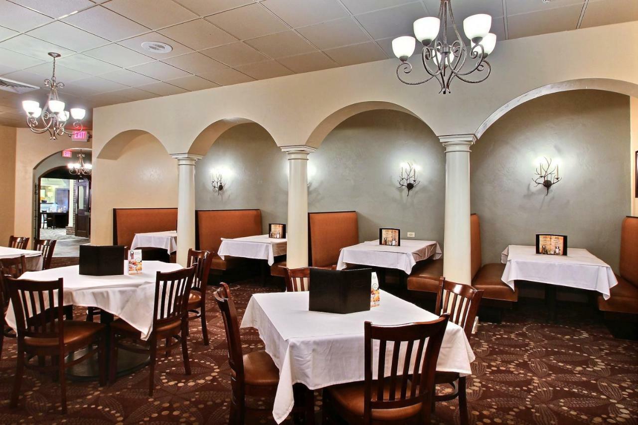 Radisson Hotel&Conference Center Fond du Lac Extérieur photo