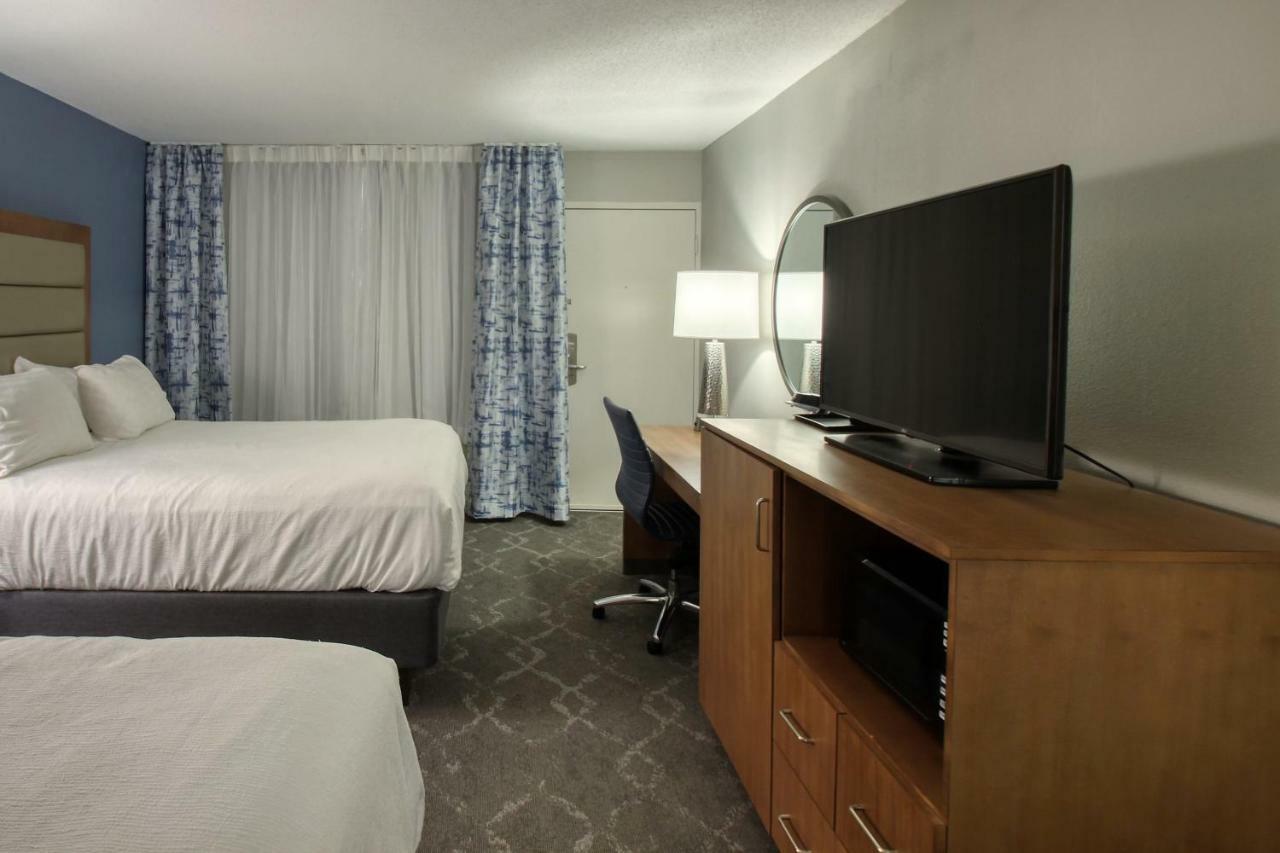 Radisson Hotel&Conference Center Fond du Lac Extérieur photo